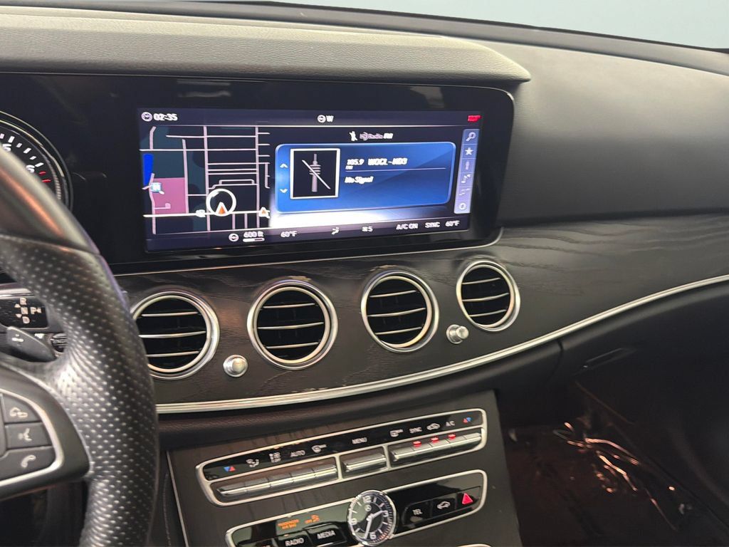 Used 2018 Mercedes-Benz E 300 image 21