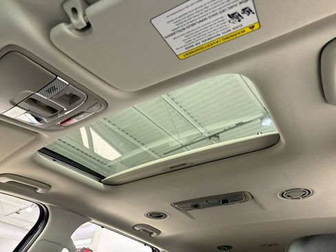 New 2025 Kia Telluride EX image 30