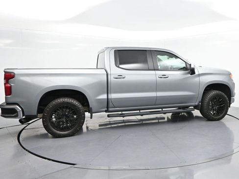 Used 2025 Chevrolet Silverado 1500 LT AWD/4WD image 8