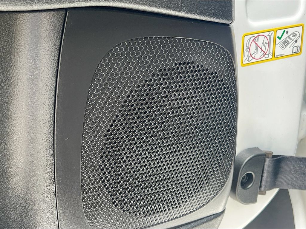 Used 2024 RAM ProMaster 2500 w/ Convenience Group FWD image 18