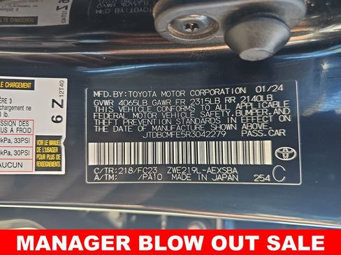 Used 2024 Toyota Corolla SE w/ Convenience Package image 40