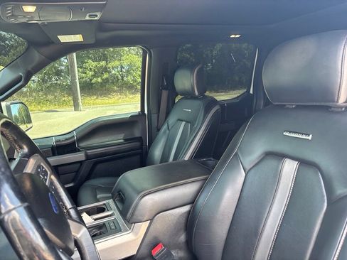 Used 2018 Ford F150 Platinum w/ Equipment Group 701A Luxury AWD/4WD image 16