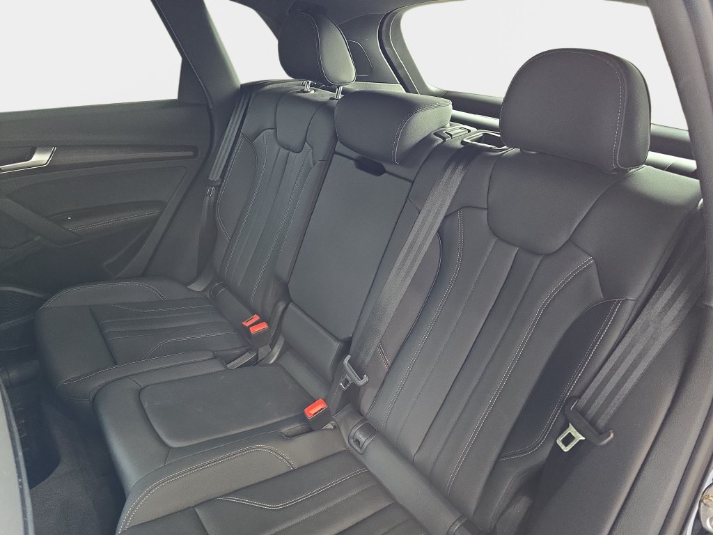 Certified 2024 Audi Q5 e Premium Plus w/ Premium Plus Package AWD/4WD image 14