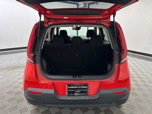 Used 2021 Kia Soul S image 17