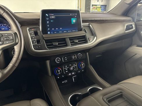 Used 2022 Chevrolet Tahoe Z71 w/ Z71 Off-Road Package image 22