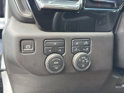 Used 2025 Chevrolet Silverado 3500 LT w/ All Star Edition AWD/4WD image 16