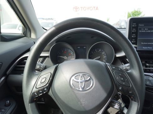Used 2021 Toyota C-HR LE image 20
