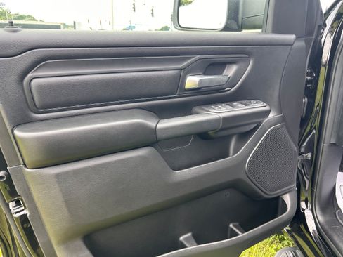 New 2026 RAM 1500 Express AWD/4WD image 10