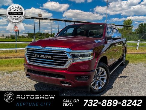 Used 2022 RAM 1500 Limited w/ Body Color Bumper Group AWD/4WD image 1