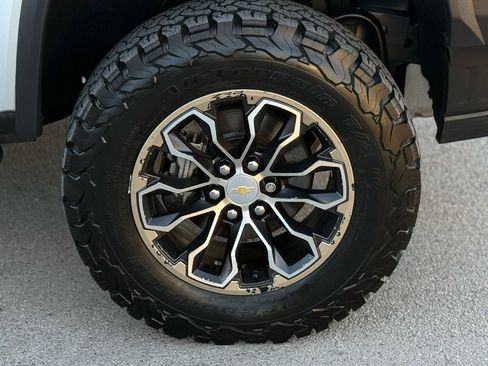 Used 2019 Chevrolet Colorado ZR2 image 8