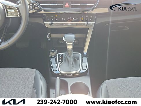 Certified 2024 Kia Seltos S FWD image 18