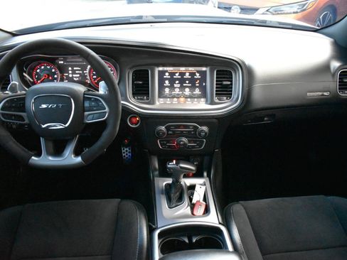 Used 2019 Dodge Charger Scat Pack w/ Dynamics Package RWD image 11