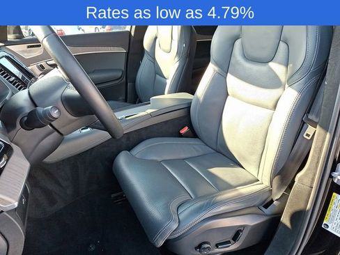 Certified 2023 Volvo XC90 B6 Ultimate w/ Lounge Package image 15