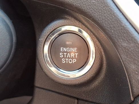 Certified 2023 Subaru Crosstrek 2.0i Premium image 25