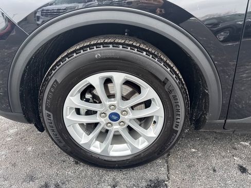 Used 2022 Ford Escape SE w/ Cold Weather Package image 12