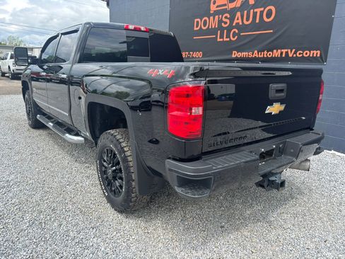 Used 2019 Chevrolet Silverado 3500 High Country w/ Duramax Plus Package AWD/4WD image 3