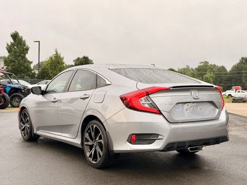 Used 2019 Honda Civic Sport image 12