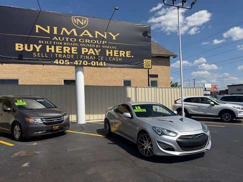 Used 2015 Hyundai Genesis 3.8 RWD image 37