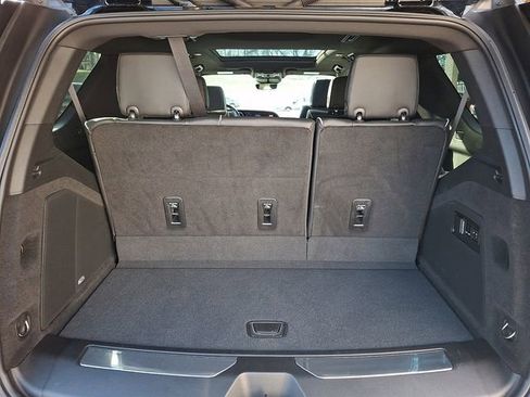 Certified 2023 Cadillac Escalade Premium Luxury AWD/4WD image 34