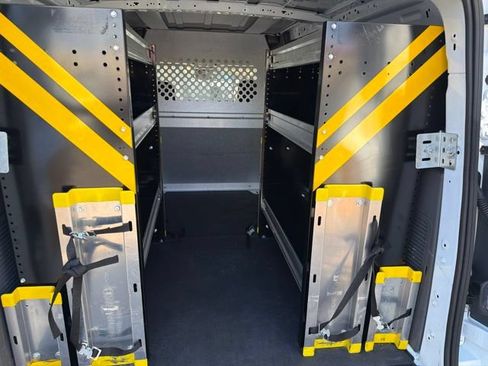 Used 2023 Ford Transit Connect XLT FWD image 12