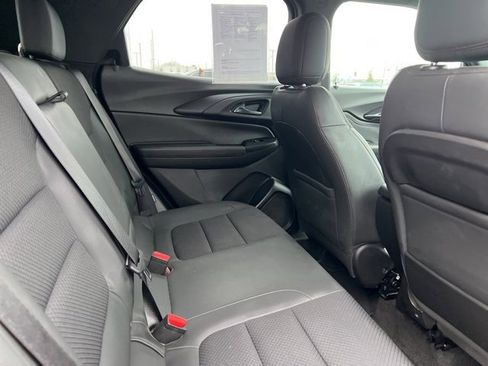 Used 2021 Chevrolet TrailBlazer RS w/ Convenience Package image 31