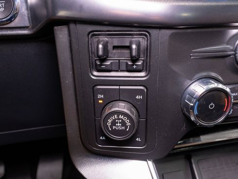 Used 2022 Ford F150 Platinum w/ Equipment Group 701A High AWD/4WD image 29