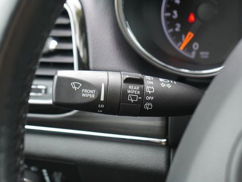 Used 2021 Jeep Grand Cherokee Limited w/ Quick Order Package 28K 80th AWD/4WD image 16