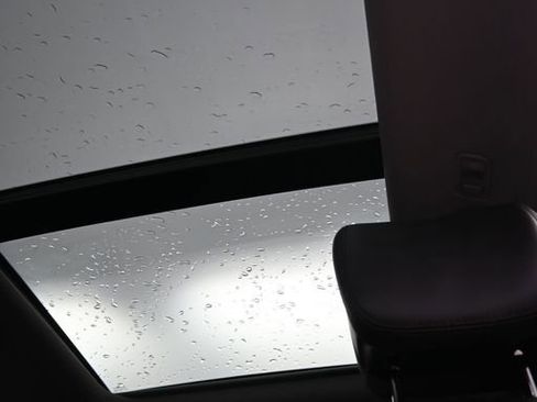 Used 2018 Hyundai Santa Fe Sport image 26