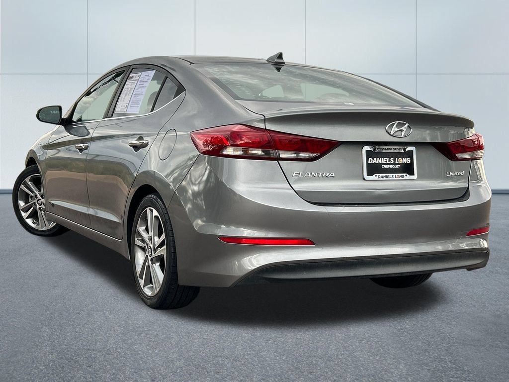 Used 2017 Hyundai Elantra Limited FWD image 34