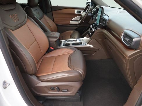 Used 2023 Ford Explorer King Ranch w/ Technology Package AWD/4WD image 21