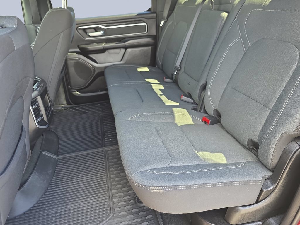 Used 2022 RAM 1500 Big Horn AWD/4WD image 30