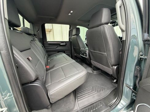 Used 2025 Chevrolet Silverado 2500 LTZ w/ LTZ Plus Package AWD/4WD image 19