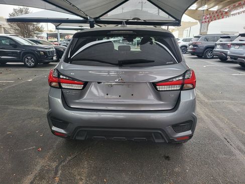 Used 2025 Mitsubishi Outlander Sport SE image 13