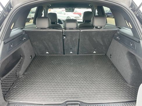 Used 2022 Mercedes-Benz GLC 300 4MATIC image 31