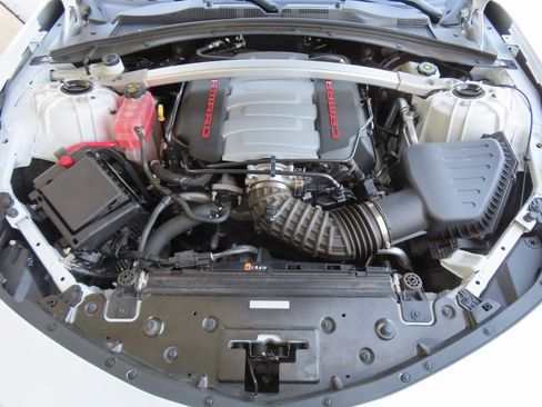 Used 2020 Chevrolet Camaro SS image 5