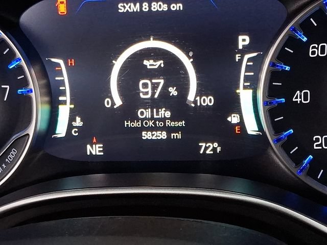 Used 2023 Chrysler Pacifica Touring-L FWD image 20