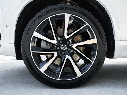 Used 2023 Volvo XC90 T8 Plus w/ Protection Package image 31