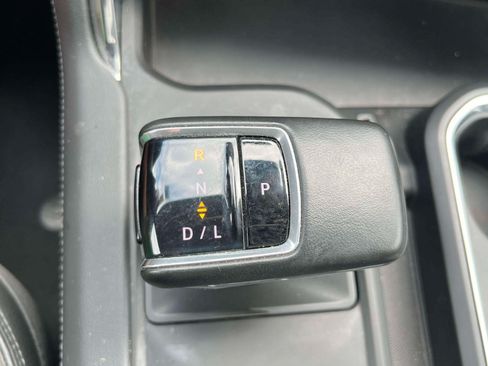 Used 2024 GMC Sierra 1500 Denali w/ Technology Package AWD/4WD image 15