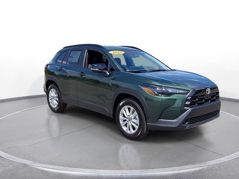 New 2026 Toyota Corolla Cross LE FWD image 2