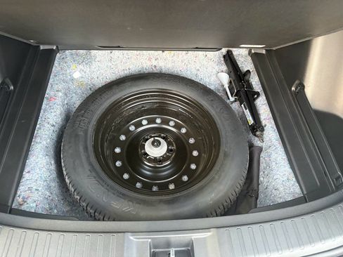 Certified 2023 Honda CR-V EX-L image 28