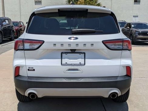 Used 2021 Ford Escape SE w/ Convenience Package FWD image 6