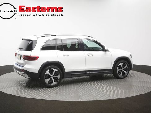 Used 2025 Mercedes-Benz GLB 250 w/ Exclusive Package image 45