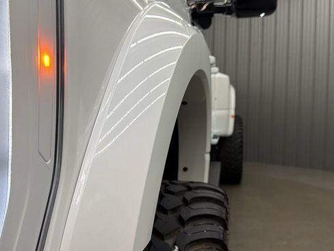 Used 2026 Ford F450 Platinum w/ FX4 Off-Road Package AWD/4WD image 13