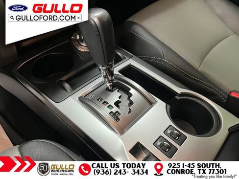 Used 2022 Toyota 4Runner SR5 Premium w/ Moonroof Package AWD/4WD image 28