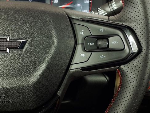 New 2026 Chevrolet Trax RS w/ Sunroof Package image 19