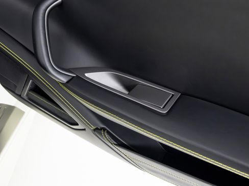 Used 2015 Ferrari 458 Spider image 39