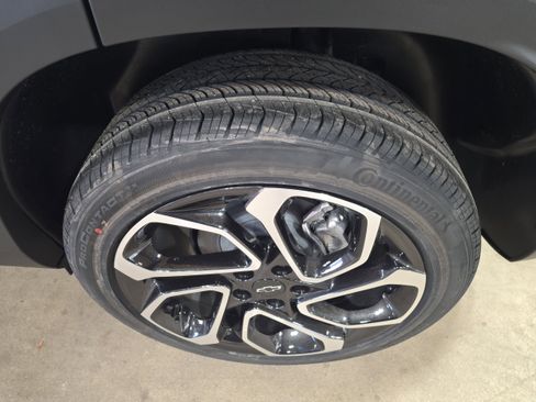 New 2026 Chevrolet Trax RS w/ Driver Confidence Package image 10