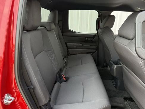 Used 2026 Toyota Tacoma SR5 AWD/4WD image 31