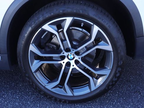 Used 2021 BMW X5 xDrive40i w/ Convenience Package image 44