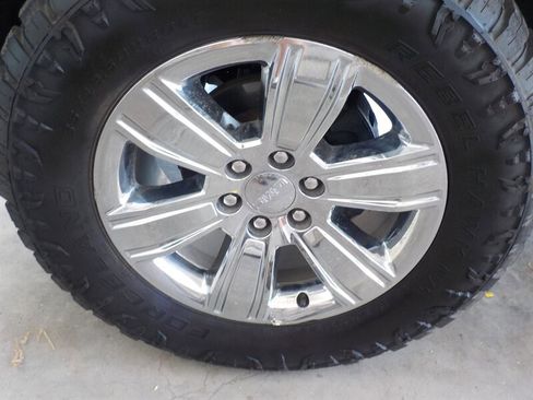 Used 2018 GMC Sierra 1500 SLT image 13